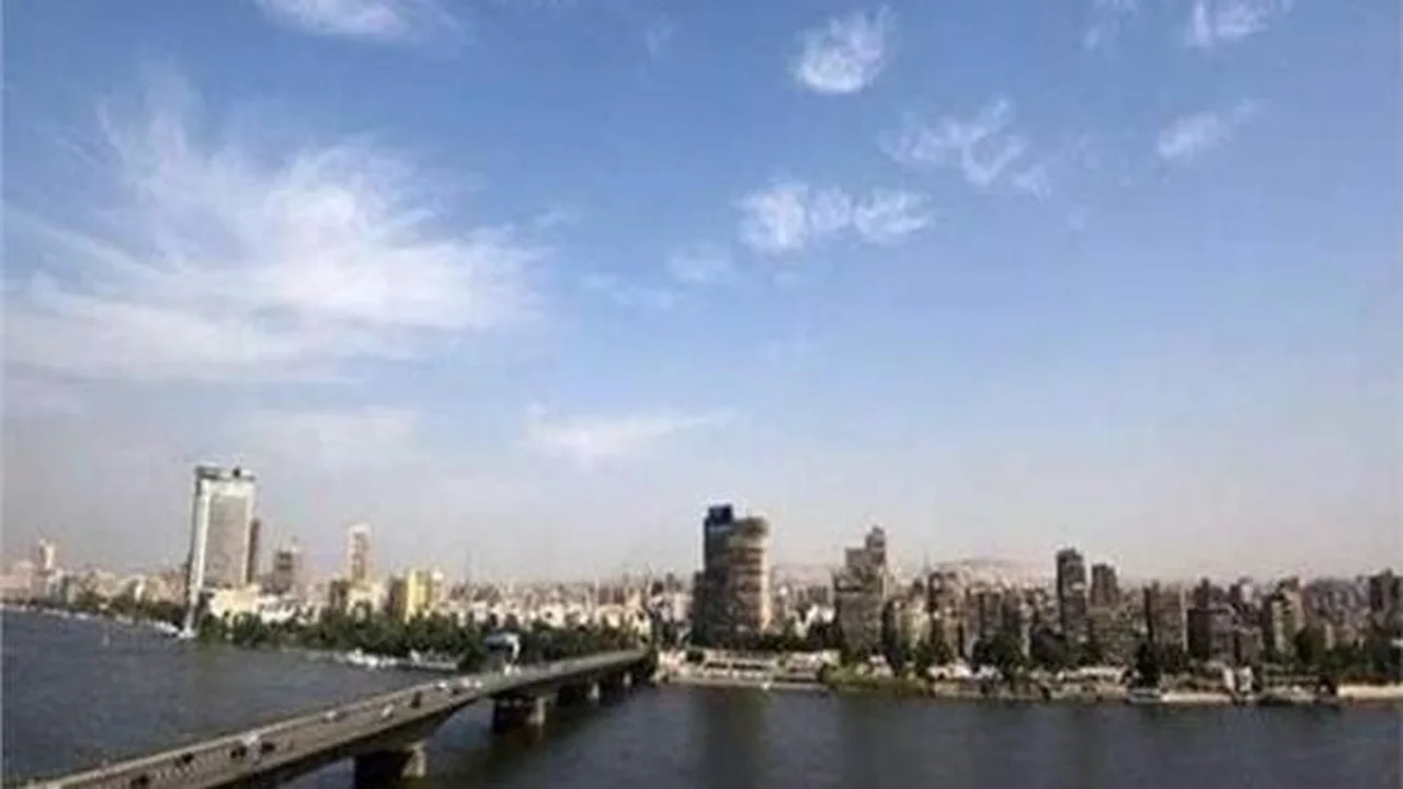 طقس الخميس.. تقلبات جوية مرتقبة تسيطر على درجات الحرارة في مختلف المحافظات